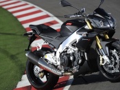 Aprilia Tuono V4-r