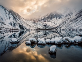 Lac de munte iarna (click to view)